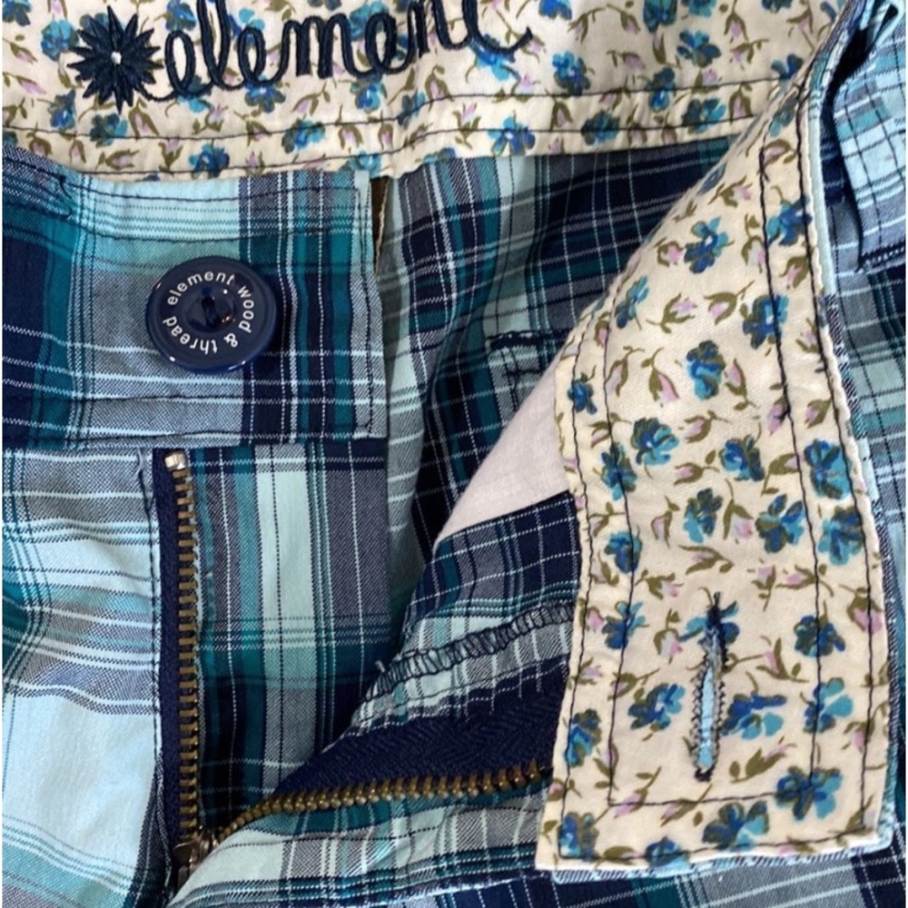 🆕Women Element plaid Bermuda Shorts - Picture 5 of 9